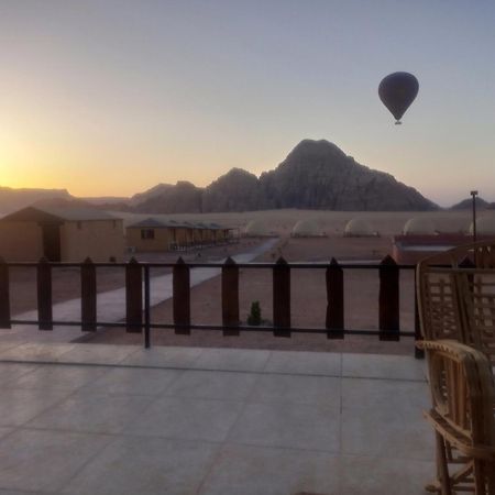 Landscape Rum Camp Hotel Wadi Rum Exterior photo